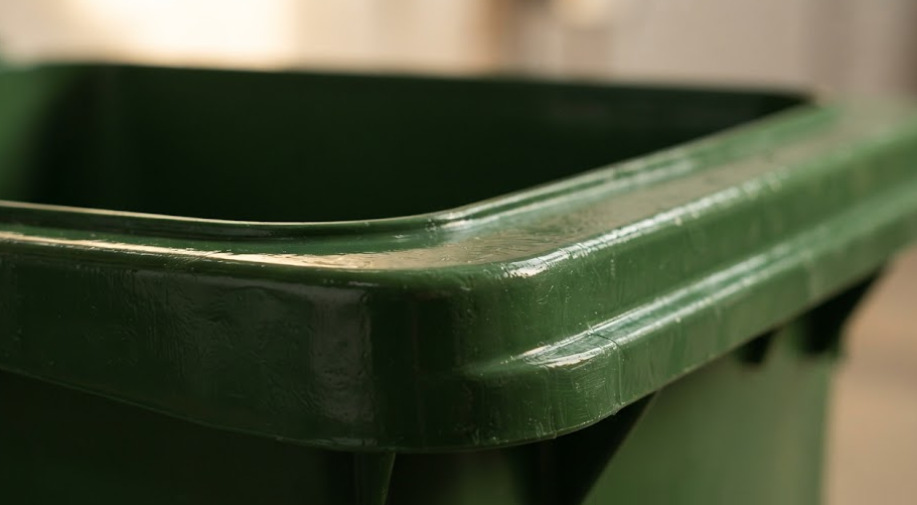 Bảng báo giá chi tiết và chi phí đầu tư thùng rác nhựa HDPE, thùng rác phân loại cho trường học